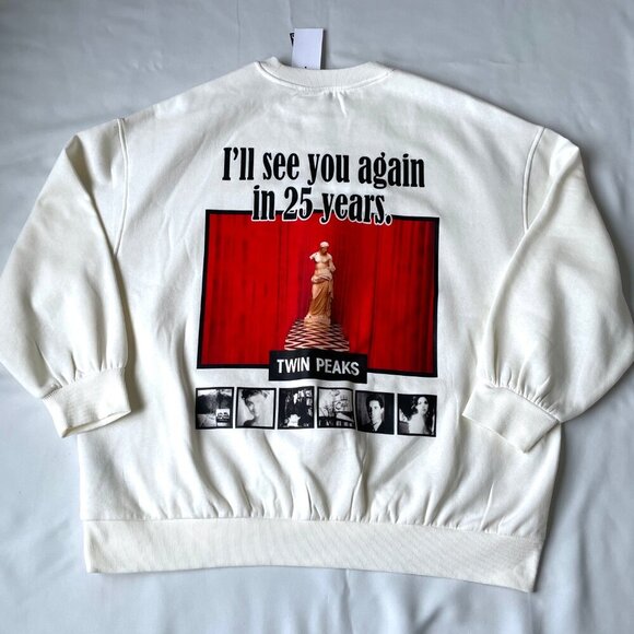 Last one! H&M NWT Twin Peaks David Lynch Women Crew Neck Oversized Sweatshirt - Picture 4 of 16